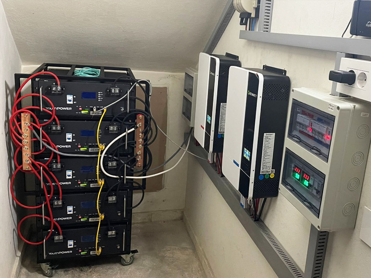 48V serve rack battery