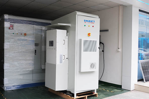 120kwh 384V 314Ah High Voltage Lithium Battery Cabinet with Deye 50kw inverter