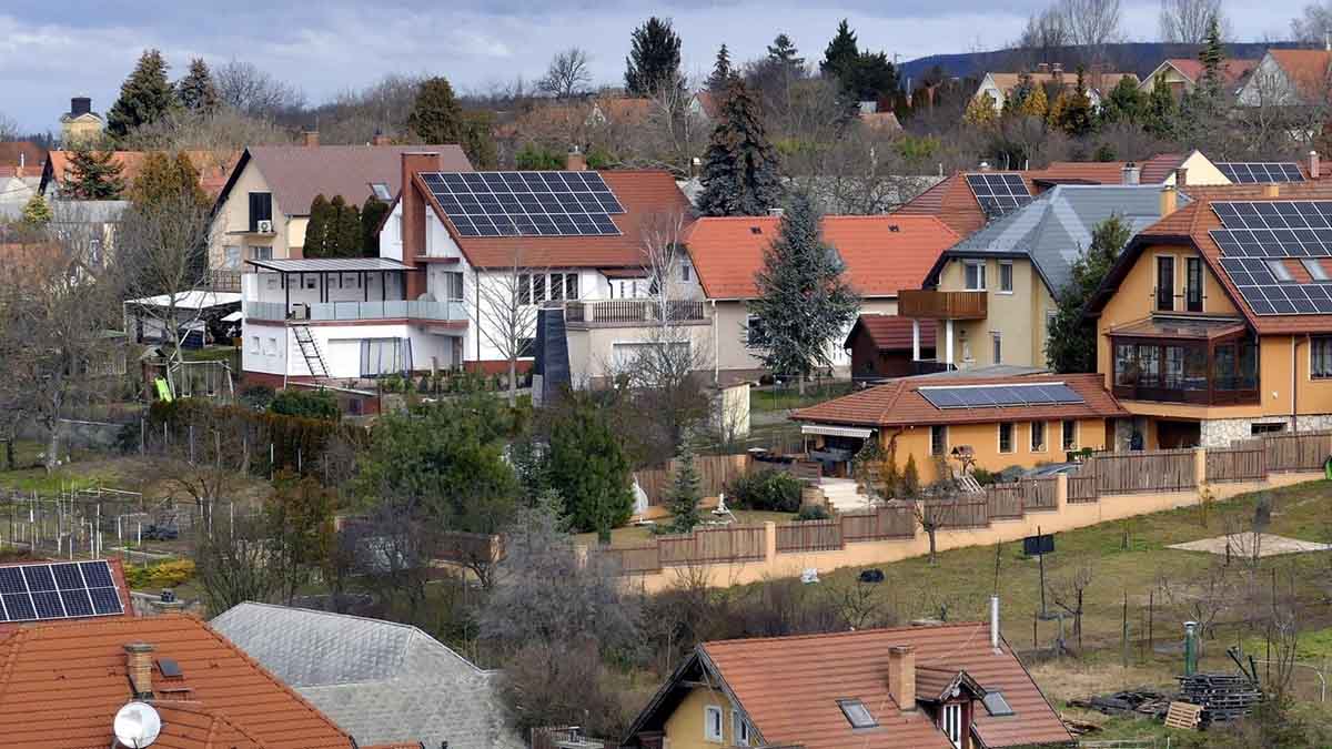 Hungary residential battery storage home solar system with lithium battery energy storage system installation