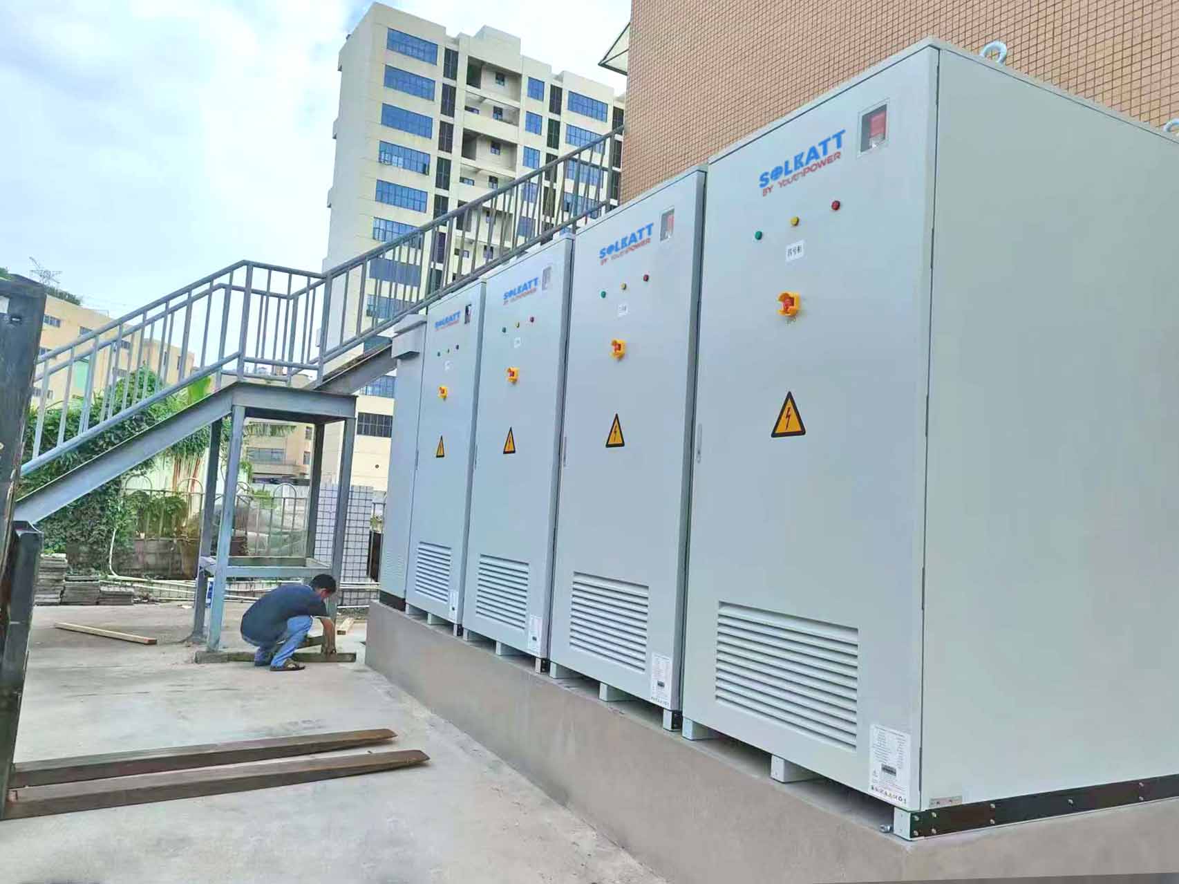 Manufacturing plants use battery storage to prevent downtime.